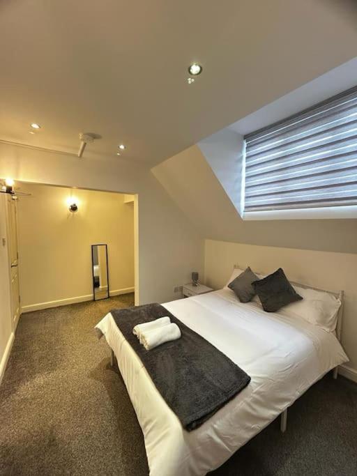 Lovely 5Br Home In Manchester. Close To The City Buitenkant foto