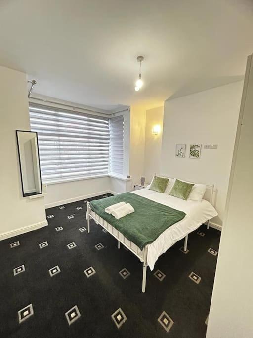 Lovely 5Br Home In Manchester. Close To The City Buitenkant foto