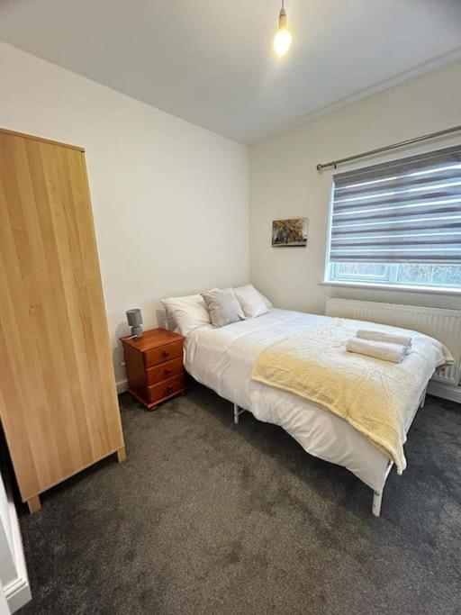 Lovely 5Br Home In Manchester. Close To The City Buitenkant foto