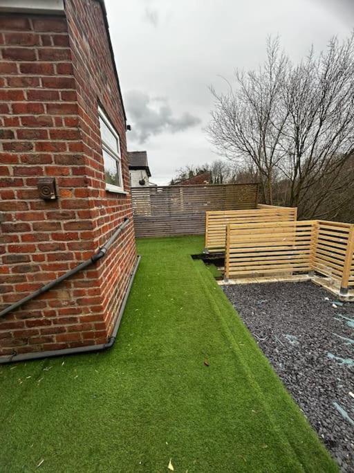 Lovely 5Br Home In Manchester. Close To The City Buitenkant foto